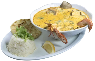 sopa de mariscos en crema de coco